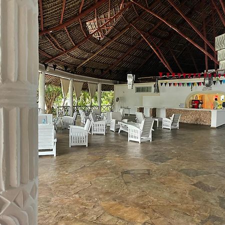 Twiga Beach Resort ワタム エクステリア 写真