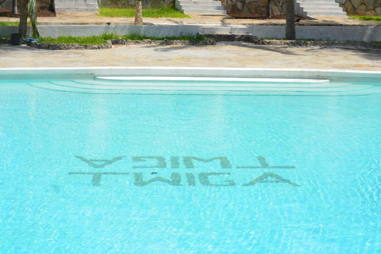 Twiga Beach Resort ワタム エクステリア 写真
