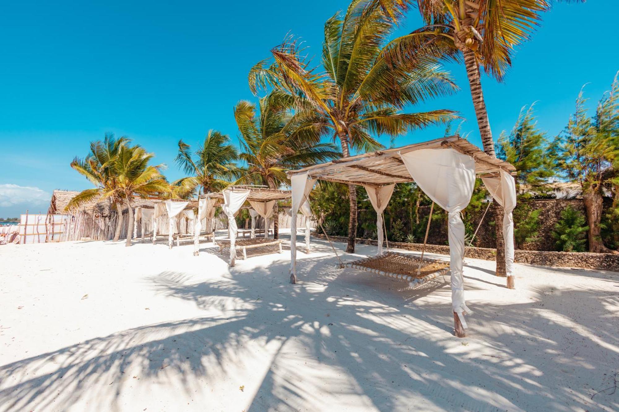 Twiga Beach Resort ワタム エクステリア 写真