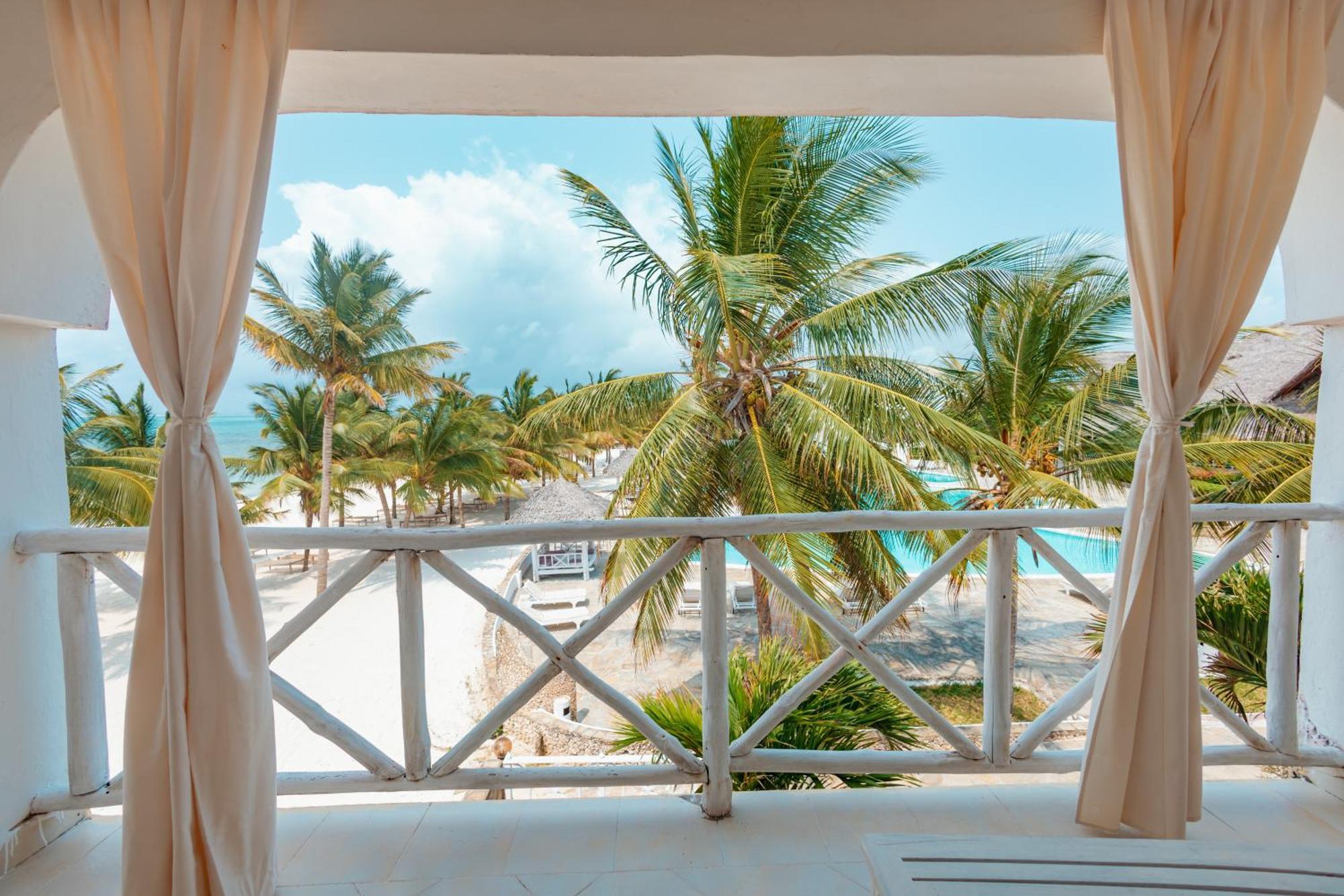 Twiga Beach Resort ワタム エクステリア 写真
