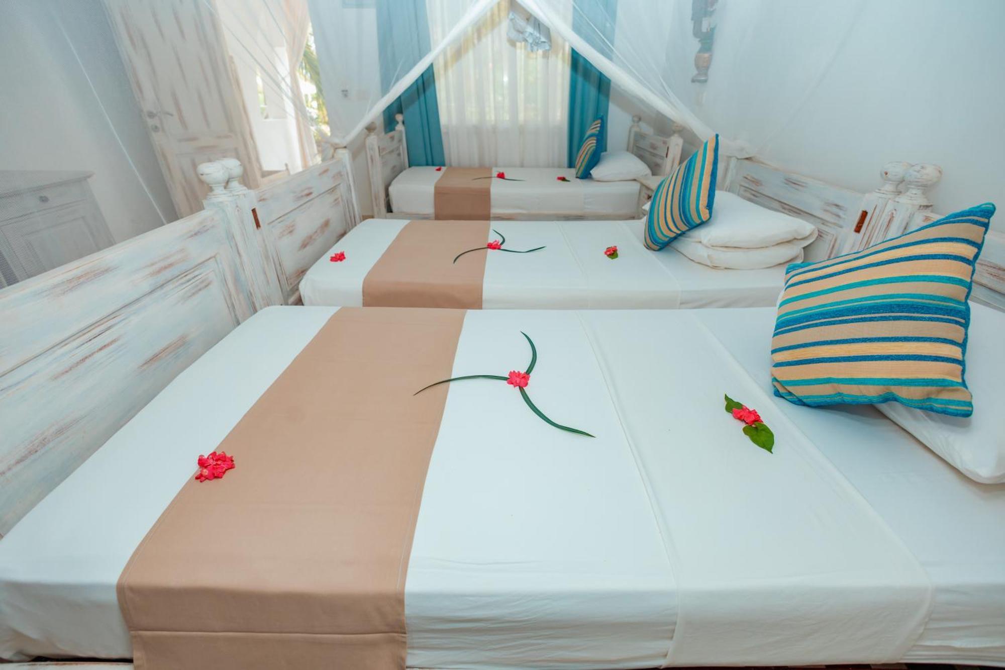 Twiga Beach Resort ワタム エクステリア 写真