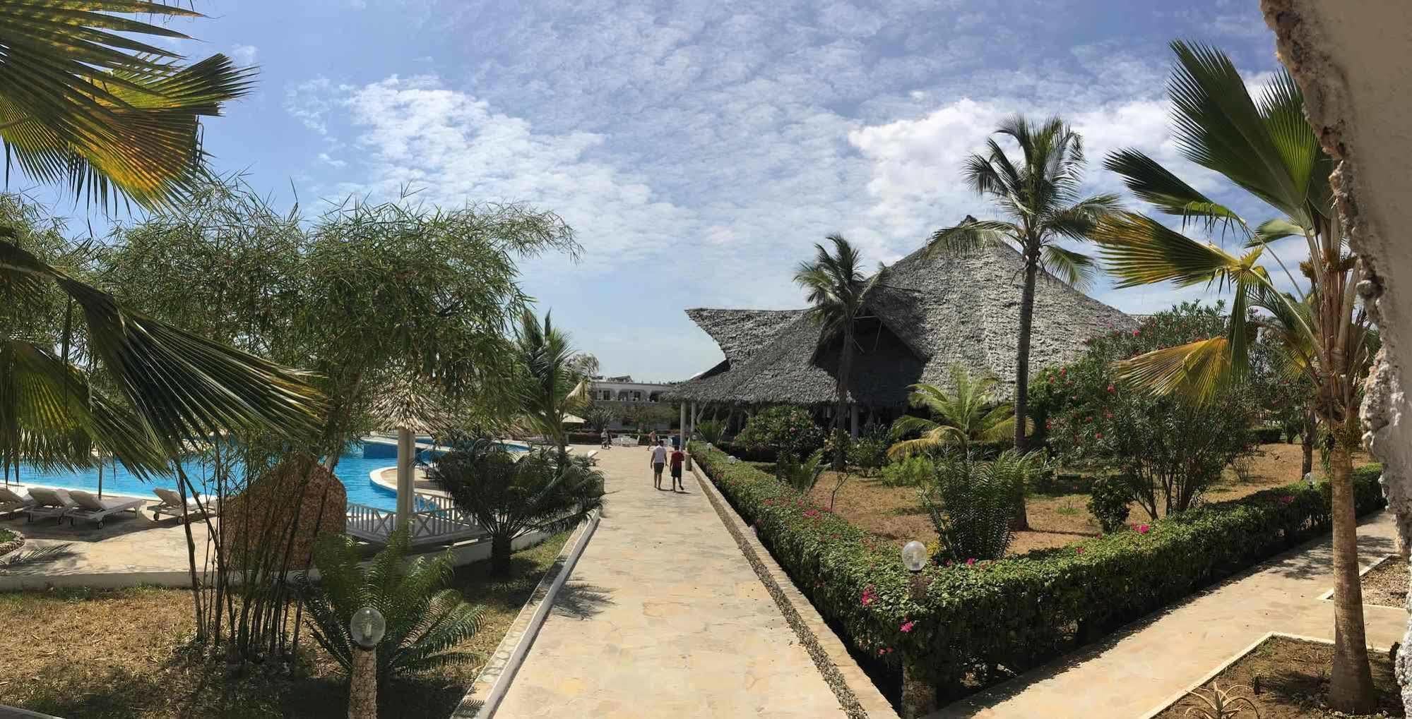 Twiga Beach Resort ワタム エクステリア 写真