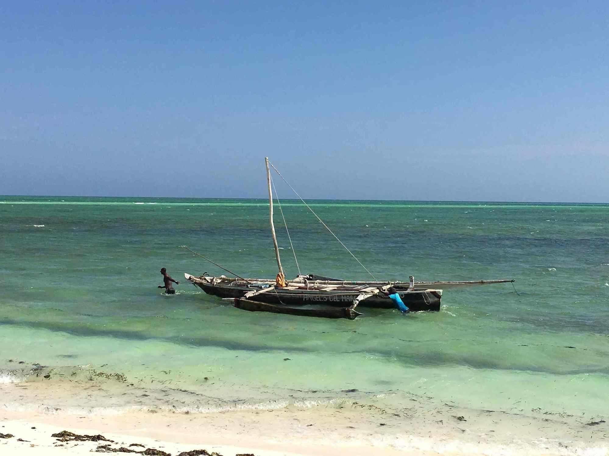 Twiga Beach Resort ワタム エクステリア 写真